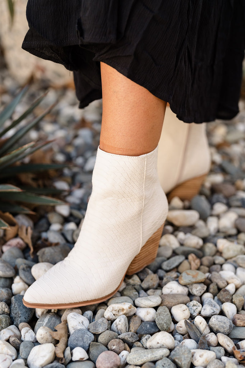 Sloan Bootie Off White