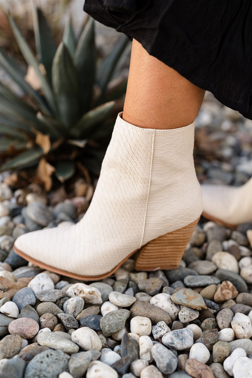 Sloan Bootie Off White