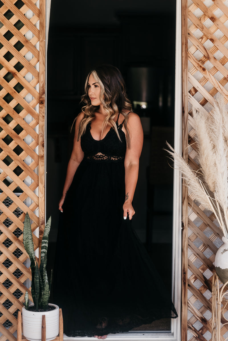 Hopeful Romantic Maxi Black