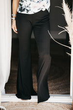 Bold & Beautiful Pants Black