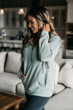 Weekend Vibes Pullover Mint